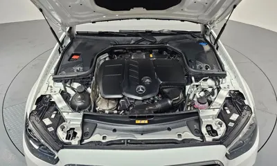 Mercedes-Benz E-Class 2023, 32929 км, за 31060.74 USD - фото 6