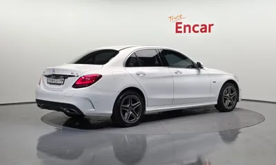 Mercedes-Benz C-Class 2020, 71555 км, за 19469.94 USD