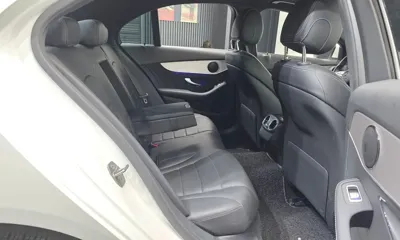 Mercedes-Benz C-Class 2020, 71555 км, за 19469.94 USD - фото 12