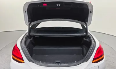 Mercedes-Benz C-Class 2020, 71555 км, за 19469.94 USD - фото 20