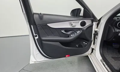 Mercedes-Benz C-Class 2020, 71555 км, за 19469.94 USD - фото 24
