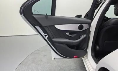 Mercedes-Benz C-Class 2020, 71555 км, за 19469.94 USD - фото 25