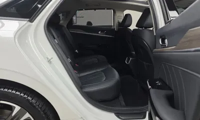 Kia K5 2021, 23759 км, за 16213.73 USD - фото 11