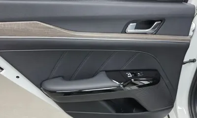 Kia K5 2021, 23759 км, за 16213.73 USD - фото 25