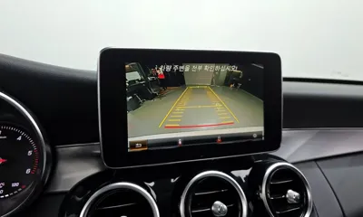 Mercedes-Benz C-Class 2018, 43714 км, за 16690.92 USD - фото 15
