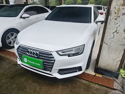 Audi A4L · 2017 год
