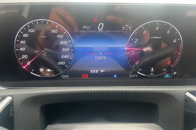 Mercedes-Benz A-Class 2023, 22700 км, за 21732 USD - фото 8