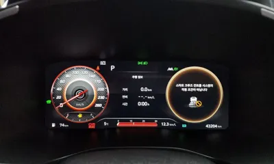 Hyundai Santafe 2022, 43204 км, за 21125.81 USD - фото 8