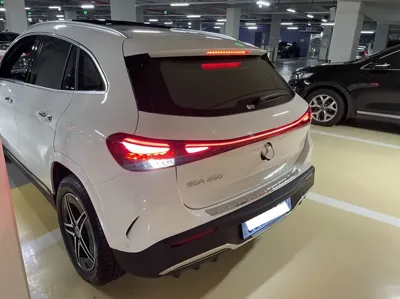 Mercedes-Benz EQA 2026, 6000 км, за 31242.27 USD - фото 2