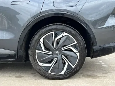 Roewe Feifan R7 2024, 98000 км, за 9886.46 USD - фото 16
