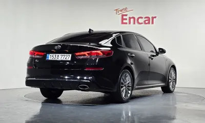 Kia K5 2019, 156850 км, за 7862.57 USD