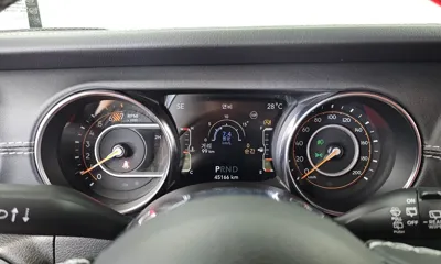 Jeep Wrangler 2021, 45166 км, за 26906.92 USD - фото 8