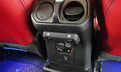 Jeep Wrangler 2021, 45166 км, за 26906.92 USD - фото 19