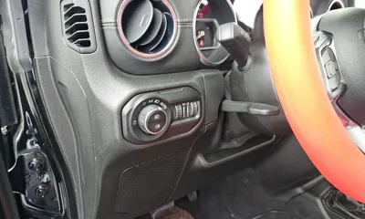 Jeep Wrangler 2021, 45166 км, за 26906.92 USD - фото 28