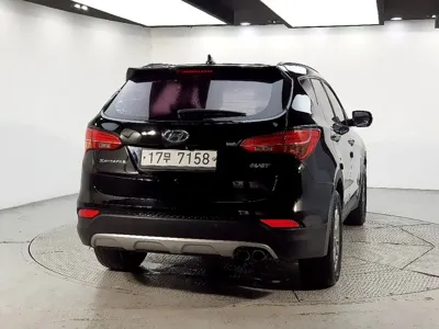 Hyundai Santafe 2014, 212000 км, за 3085.2 USD