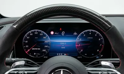 Mercedes-Benz GLC-Class 2025, 5600 км, за 54698.16 USD - фото 8