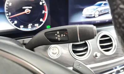 Mercedes-Benz E-Class 2017, 106037 км, за 12344.79 USD - фото 9