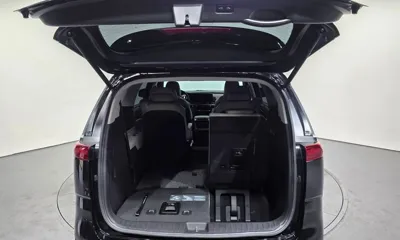 Kia Canival 2023, 67866 км, за 19815 USD - фото 20