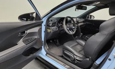 Hyundai Veloster 2019, 84424 км, за 8407.77 USD - фото 10