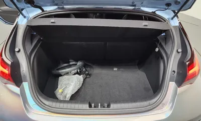 Hyundai Veloster 2019, 84424 км, за 8407.77 USD - фото 20