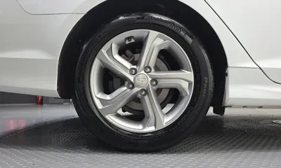 Hyundai Sonata 2019, 84318 км, за 8861.76 USD