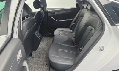 Hyundai Sonata 2019, 84318 км, за 8861.76 USD - фото 12
