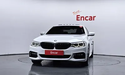 BMW 5-Series 2018, 127198 км, за 15960.92 USD