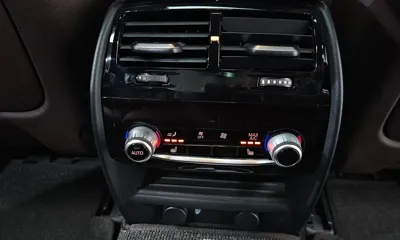 BMW 5-Series 2018, 127198 км, за 15960.92 USD - фото 35