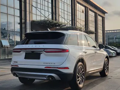 Lincoln Corsair 2022, 90000 км, за 14586.91 USD