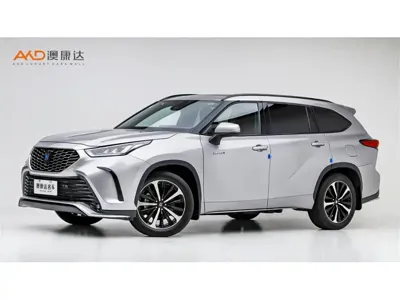 Toyota Crown Kluger · 2022 год