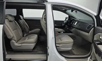 Kia Canival 2018, 148143 км, за 5842.2 USD - фото 11