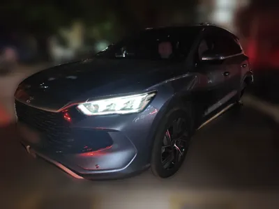 BYD Song Pro New Energy 2023, 36600 км, за 13936 USD - фото 2