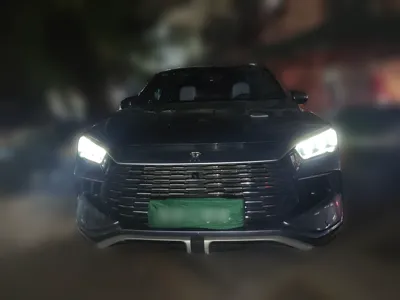 BYD Song Pro New Energy 2023, 36600 км, за 13936 USD - фото 4