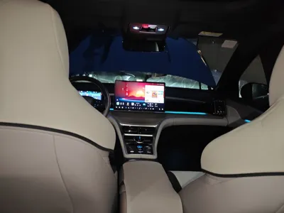BYD Song Pro New Energy 2023, 36600 км, за 13936 USD - фото 11