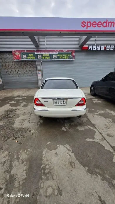 Jaguar XJ 2007, 97000 км, за 9254.37 USD