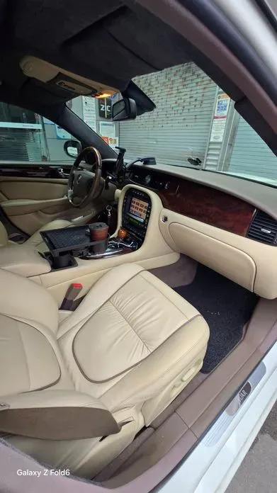 Jaguar XJ 2007, 97000 км, за 9254.37 USD - фото 9