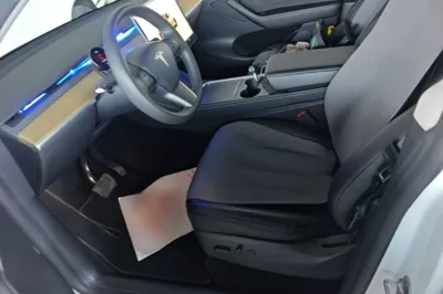 Tesla Model Y 2022, 29800 км, за 27872 USD - фото 22