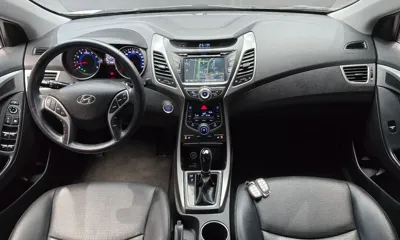 Hyundai Avante 2014, 75451 км, за 4875.51 USD - фото 7