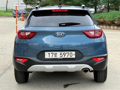 Kia Stonic 2019, 70072 км, за 8013.03 USD