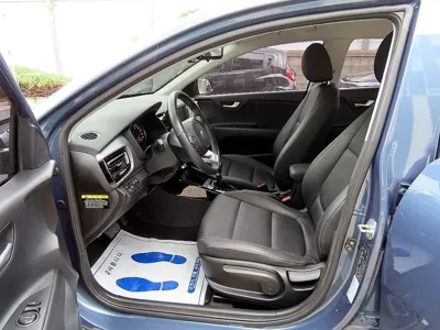 Kia Stonic 2019, 70072 км, за 8013.03 USD