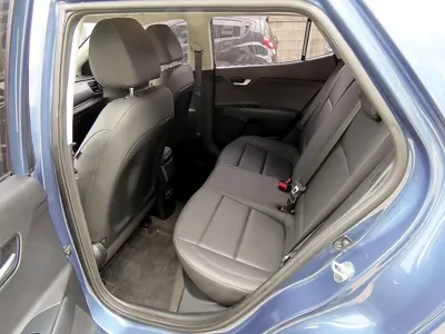 Kia Stonic 2019, 70072 км, за 8013.03 USD - фото 6
