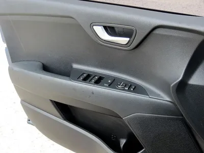 Kia Stonic 2019, 70072 км, за 8013.03 USD - фото 11