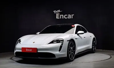Porsche Taycan · 2024 год
