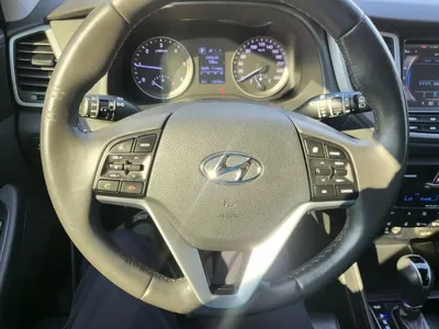 Hyundai Tucson 2016, 134164 км, за 6446.57 USD - фото 12