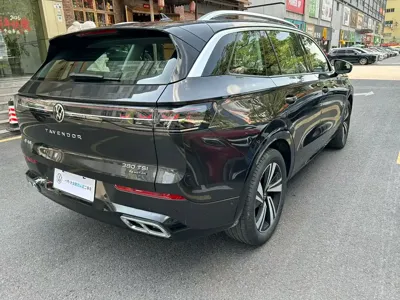Volkswagen Tavendor 2023, 1700 км, за 26485.65 USD