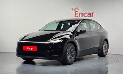 Tesla Model Y · 2026 год