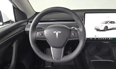 Tesla Model Y 2024, 40955 км, за 26632.8 USD - фото 14