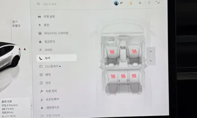Tesla Model Y 2024, 40955 км, за 26632.8 USD - фото 30