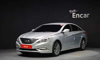 Hyundai Sonata · 2013 год