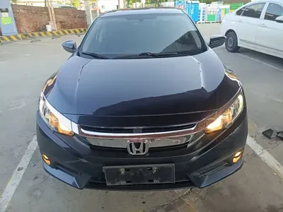 Honda Civic 2018, 90500 км, за 7752.17 USD